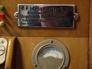 Berlin-Spandau, Melanchthon-Kirche, Firmenschild.JPG