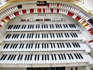 Berlin-Tiergarten, (Wurlitzer-Orgel) (4).jpg