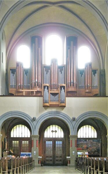 Datei:Berlin-Wedding, St. Joseph.jpg