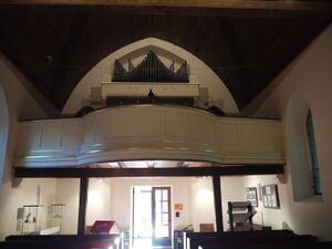 Berlin-Weißensee, Pfarrkirche, Eule-Orgel.JPG