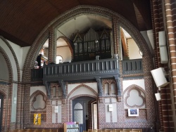 Berlin-Wilhelmsruh, Lutherkirche.JPG