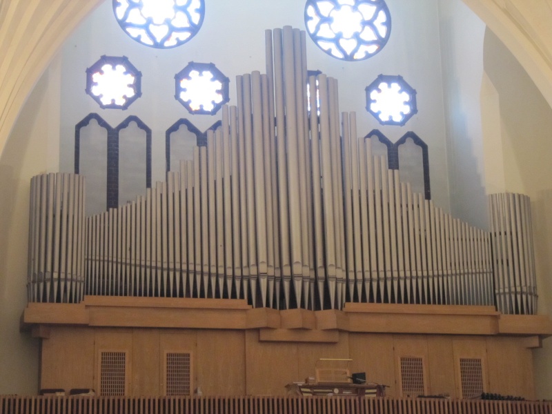 Datei:Berlin-Wilmersdorf, Heilig Kreuz, Prospekt.JPG