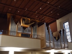 Berlin-Wilmersdorf, Lindenkirche.JPG