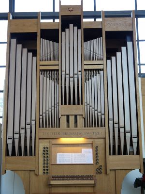 Berlin-Zehlendorf, Kirche Schönow-Buschgraben, Prospekt.JPG