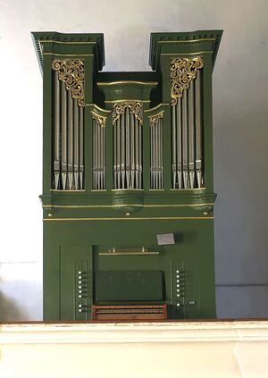 Blumau, Kirche, Orgel.jpg