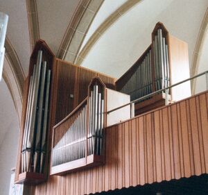 Brakel, Auferstehungskirche, Orgel.jpg