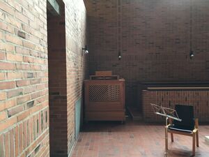 Brixen Cusanus Akademie Hauskapelle (1).JPG