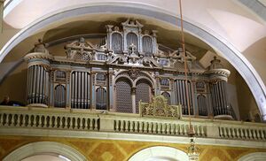 Budapest Innenstädische Pfarrkirche Orgel.jpg