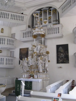 Carlsfeld (Erzgebirge), St.Trinitatiskirche.JPG