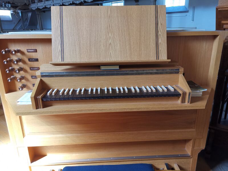 Datei:Crottendorf Wünning Spieltisch.jpg