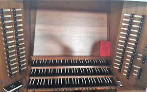 Düsseldorf, Neanderkirche (Rieger-Orgel) (3).jpg