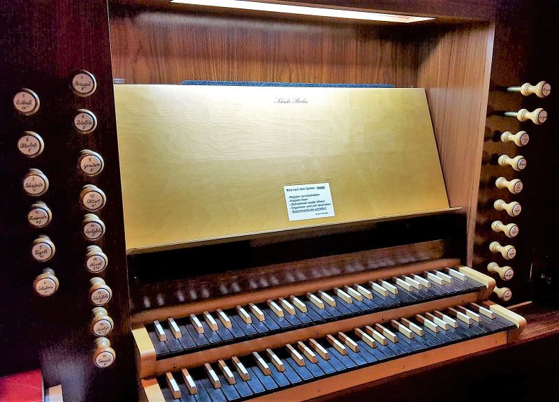 Datei:Düsseldorf-Eller, Schlosskirche (3).jpg