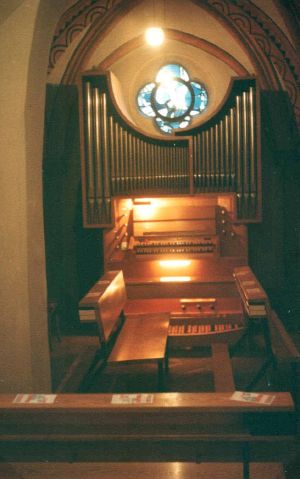 Düsseldorf Bilk Alt St Martin 1970.JPG