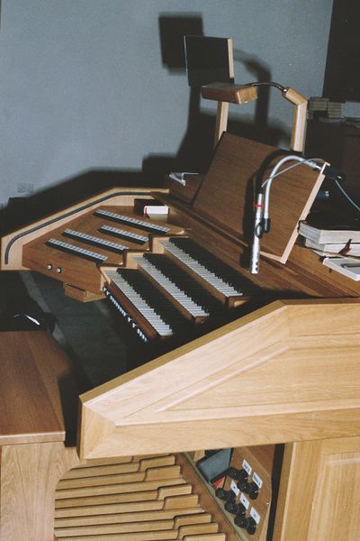 Datei:Düsseldorf Friedrichstadt St Antonius Krell 1957 Spieltisch.jpg