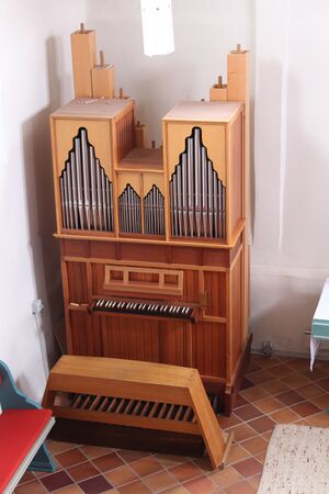 Dautphetal-Elmshausen, Orgel, Prospekt 3.JPG