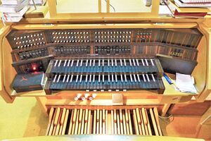 Diefflen, Mayer-Orgel (2).jpg