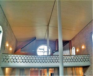 Dingolfing, Erlöserkirche (2).jpeg