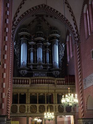 Doberlug-Kirchhain, Klosterkirche (Hauptorgel).JPG