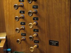 Dresden, Diakonissenhauskirche, Register.JPG