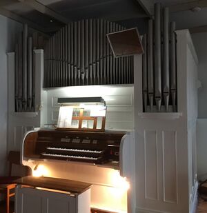 Dresden Striesen Orgel.jpg