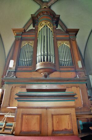 Ebsdorfergrund-Rauischholzhausen, evangelische Kirche, Orgel mit Spieltisch.jpg