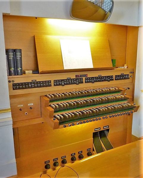 Datei:Ellwangen, Stadtkirche (2).jpg