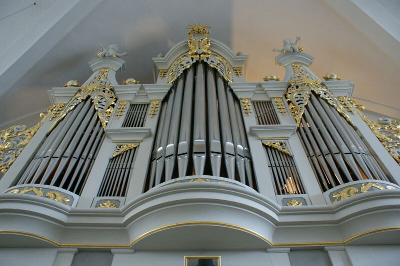 Datei:Elstra Orgelprospekt.jpg