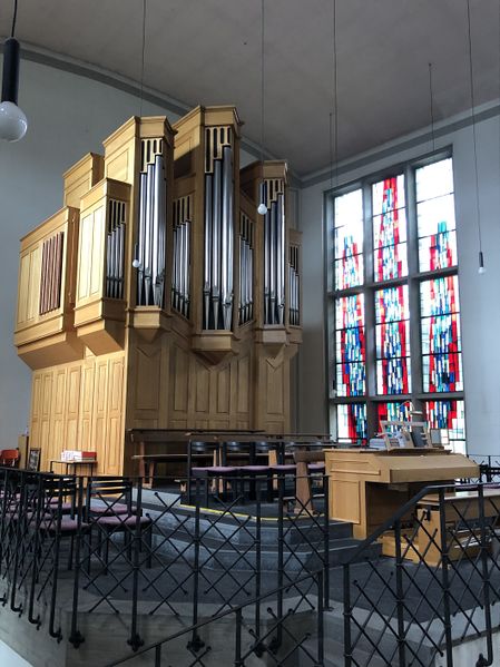 Datei:Föhren Mayer 2.jpg