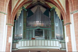 Frankenberg, evangelische Stadtpfarrkirche, Hauptorgel.jpeg