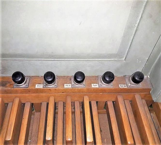 Datei:Frankfurt (Main)-Sachsenhausen, Deutschordenskirche (11).jpg