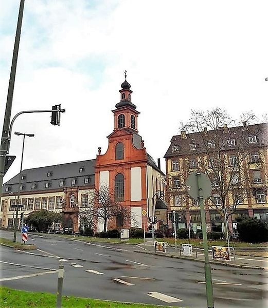 Datei:Frankfurt (Main)-Sachsenhausen, Deutschordenskirche (12).jpg