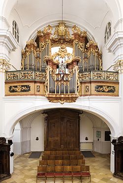 Franziskanerkirche St. Pölten.jpg