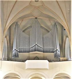 Freising, St. Georg (Hauptorgel) (1)neu.jpeg