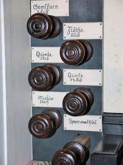 Friedland-Groß Muckrow, Dorfkirche, Register.JPG