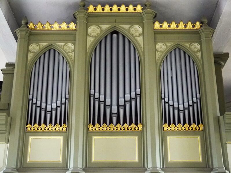 Datei:Friedland-Reudnitz, Dorfkirche, Prospekt.JPG