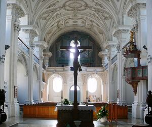 Friedrichshaften Schlosskirche.jpg