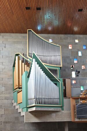 Gießen, Petruskirche, Orgel.JPG