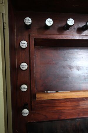 Grünberg-Weitershain, Dorfkirche, Orgel, Register 1.JPG