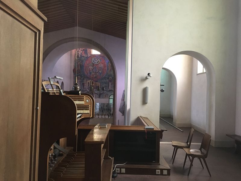 Datei:Graz Münzgraben Blick zum Altar.JPG