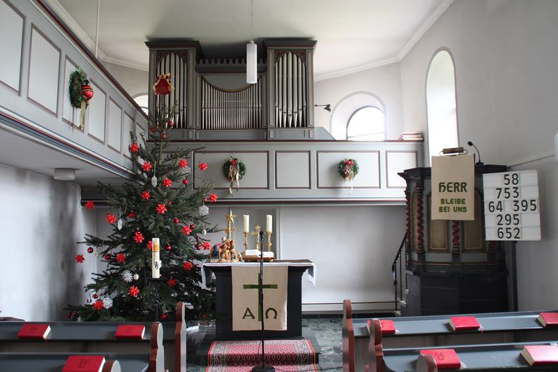 Datei:Hüttenberg-Rechtenbach, ev Kirche Kleinrechtenbach, Kirche, Innenraum 1.JPG