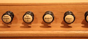 Hüttenberg-Vollnkirchen, ev Kirche, Orgel, Register 2.JPG