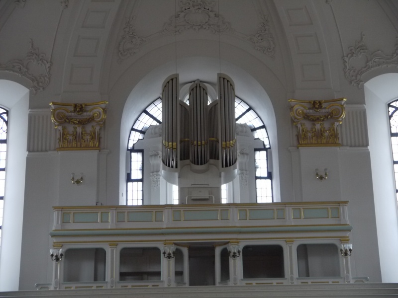 Datei:Hamburg, St. Michaelis, (C.Ph.E.Bach-Orgel).JPG