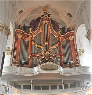 Hamburg, St. Michaelis (Steinmeyer).jpg