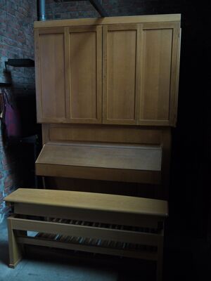 Hamburg-St.Georg, Dreieinigkeits-Kirche (Kleinorgel).JPG