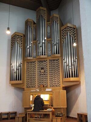 Hamburg-Stellingen, St. Thomas Morus, Prospekt.JPG