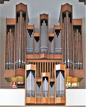 Heusweiler, Mariä Heimsuchung (Mayer-Orgel) (1).jpg