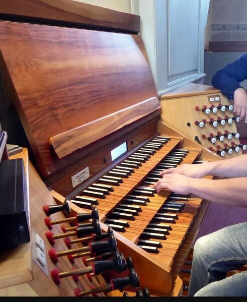 Datei:Hollabrunn PF Spieltisch.jpg