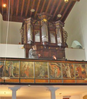 Idar-Oberstein, Felsenkirche (Orgel).JPG