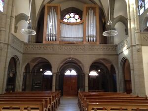 Innsbruck Hötting Neue Kirche Prospekt.JPG