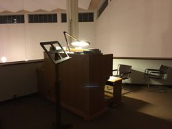 Innsbruck Höttinger Au Spieltisch (2).JPG